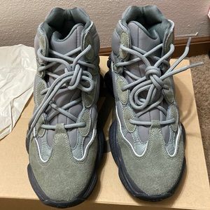 Yeezy 500 “Mist” Size 8